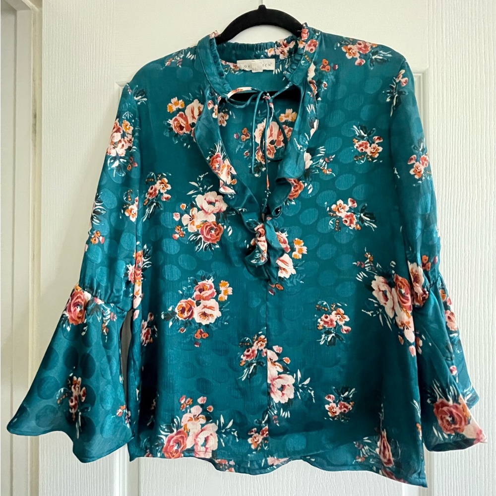 Business casual top from Vici Collection